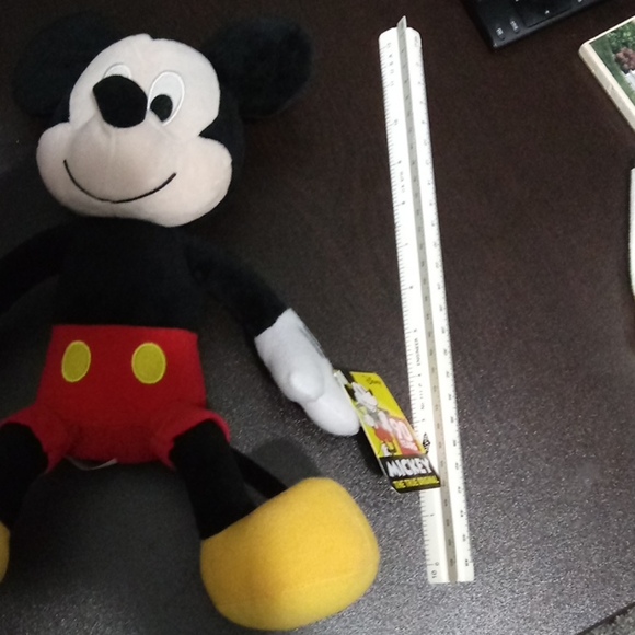 Mickey Mouse plush and mug - Picture 8 of 8